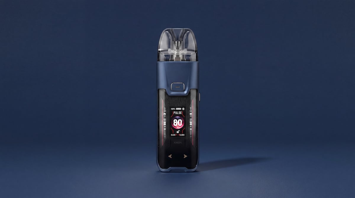 Vaporesso Luxe XR on a blue background.