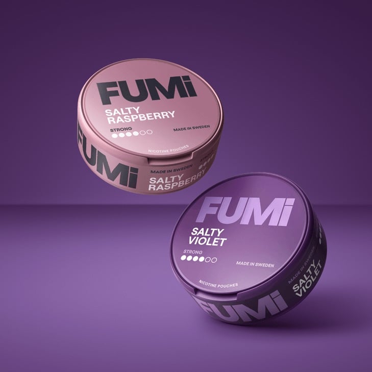 Fumi Banner of two nic pouch tins.